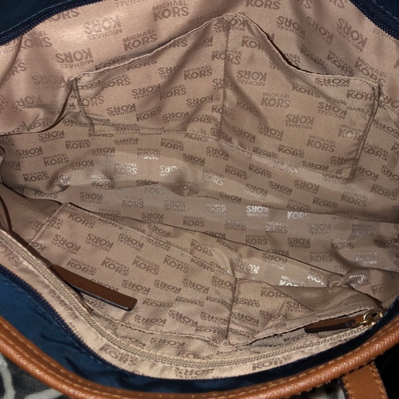 Navy Blue Michael Kors Tote Bag - Picture 6 of 7